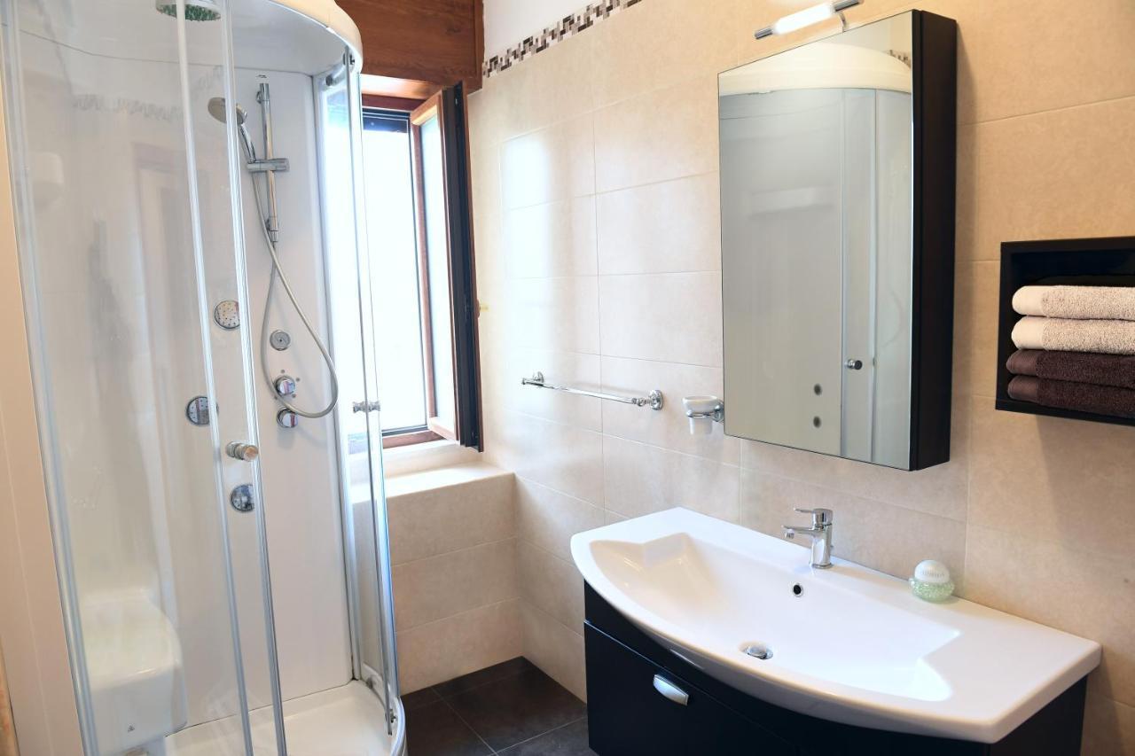 B&B Il Canto Del Mare Pulsano Bagian luar foto